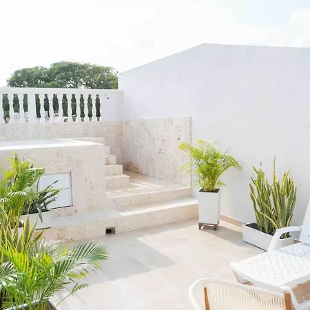 Casa Moneda 3 House Old Pool Near Clock Tower Cartagena