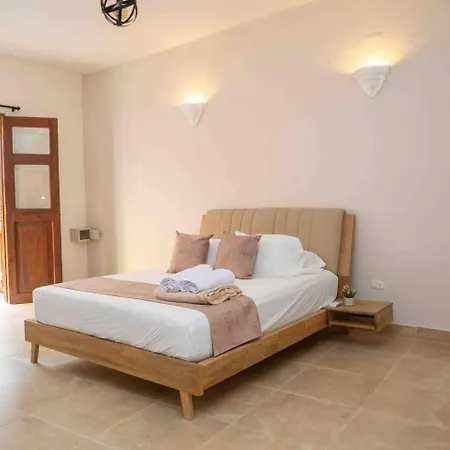 Holiday home Casa Moneda 3 House Old Pool Near Clock Tower