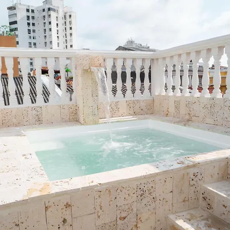 Casa Moneda 3 House Old Pool Near Clock Tower Cartagena