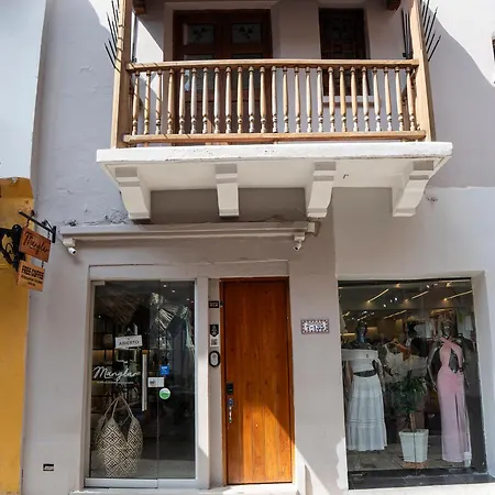 Casa Moneda 3 House Old Pool Near Clock Tower Cartagena
